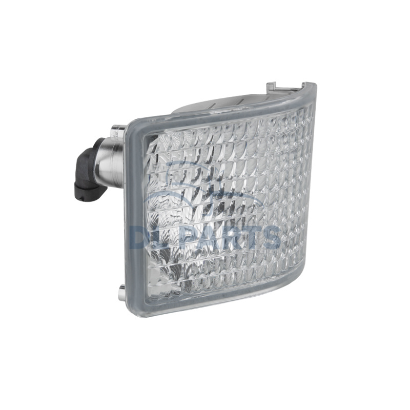 Feu de travail John Deere droit